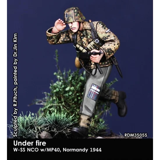 Rado Miniatures 35055 1/35 W-SS NCO w/MP 40, 12. SS HJ, Normandy 1944