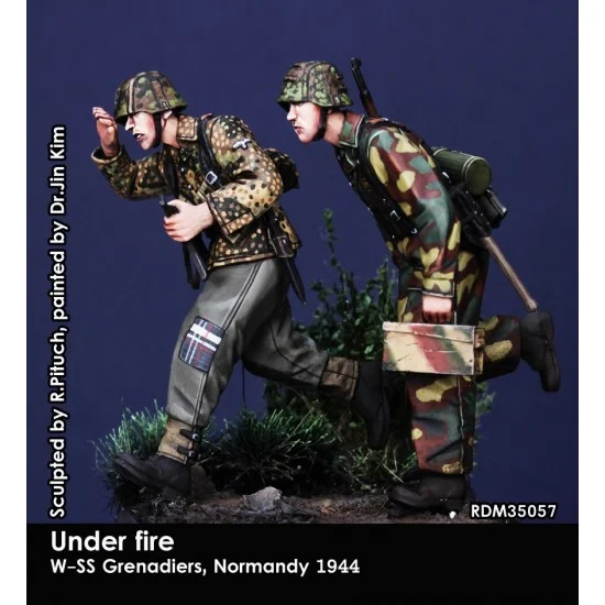 Rado Miniatures 35057 1/35 'Under Fire' W-SS Pz.Grenadier, Normandy 1944