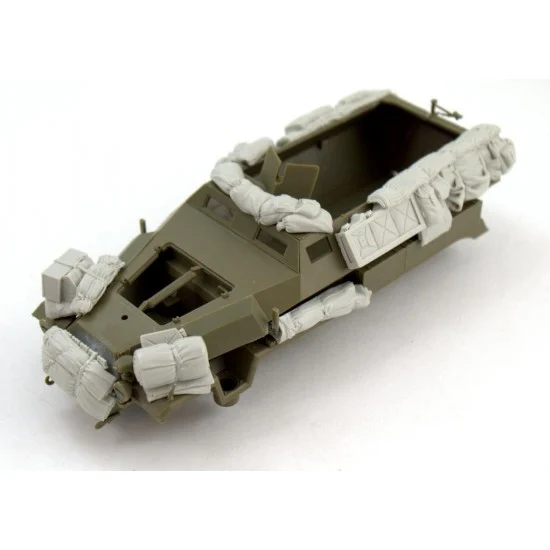 Panzer Art RE35-496 1/35 German SdKfz 251C Stowage Set