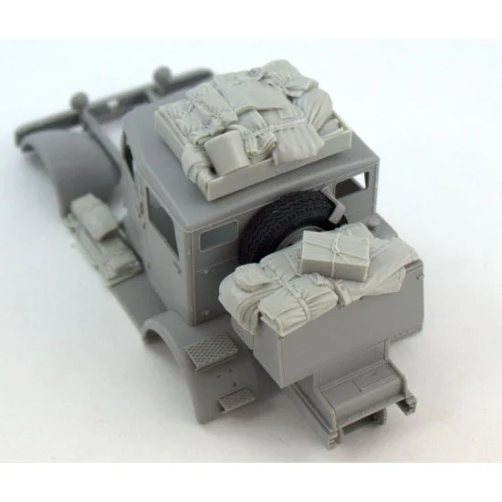 Panzer Art RE35-497 1/35 German Hanomag SS100 Stowage Set