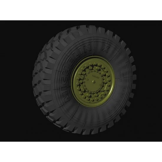 Panzer Art RE35-585 1/35 Soviet Kamaz 53949 "Typhoon" Road Wheels