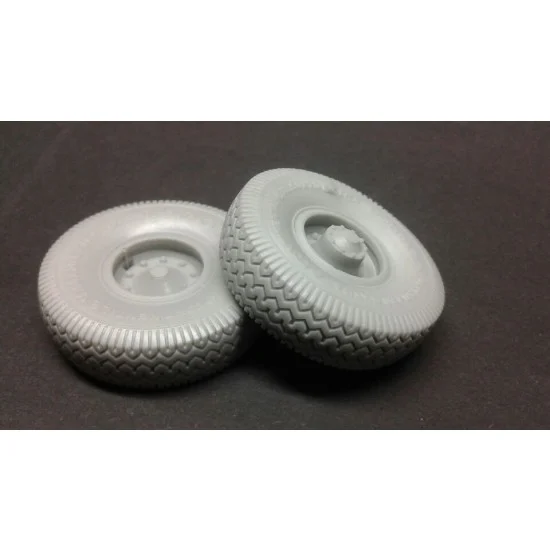 Panzer Art RE35-589 1/35 German Faun L900 Road Wheels (Continental)