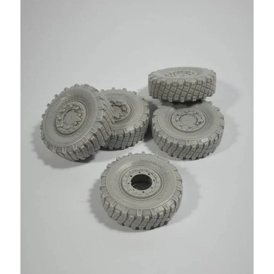 Panzer Art RE35-743 1/35 LMC Lince Road Wheels