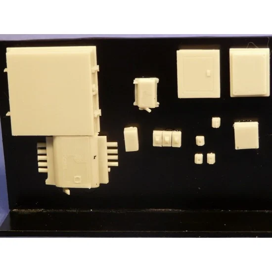 Resicast 352411 1/35 Electrical Wall Mounted Equipment - Scenics & Diorama