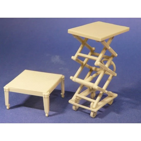 Resicast 352413 1/35 Elevating & Steel Tables - Scenics & Diorama