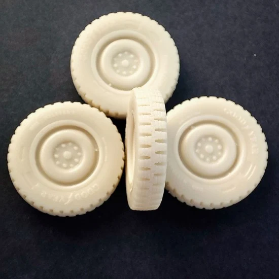 Resicast 352494 1/35 Iltis Utility Vehicle Wheels Set #2 for ACE kit - Military Vehicles & Tanks