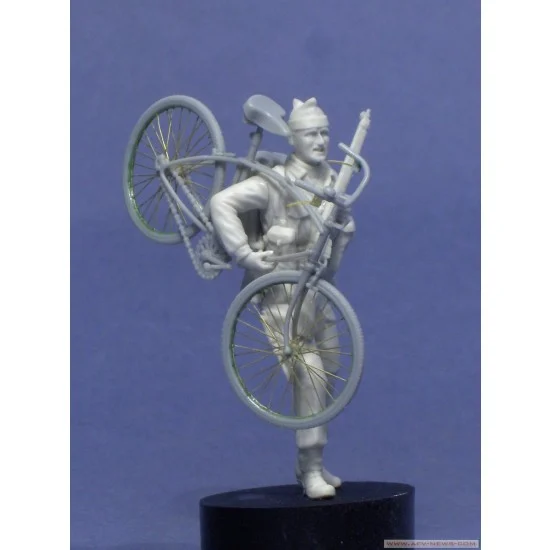 Resicast 355659 1/35 Commando No.1 June 1944 Carrying Bicycle (3 build options)(Bicycle NOT included) - Model Figures