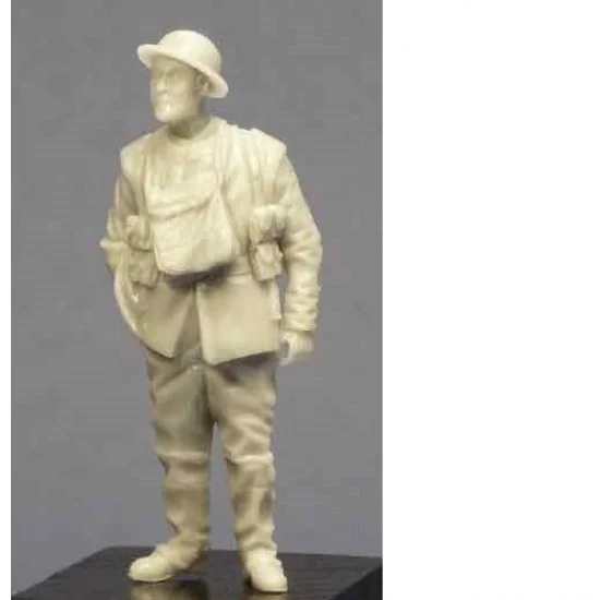 Resicast 357006 1/35 Rifleman / Infantryman (with trench waders) - Model Figures