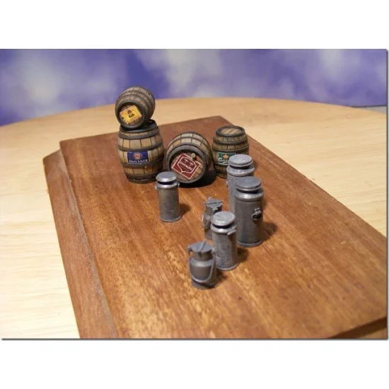 Reality In Scale 35150 1/35 Beer Barrels & Milk Churns - 10pcs with decals