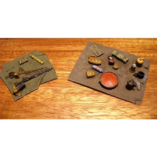 Reality In Scale 35154 1/35 German Equipment Set (2pcs) - Scenics & Diorama