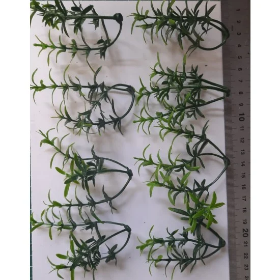 Reality In Scale PP001 1/35 - 1/16 Plastic Plants - Small Weeds Medium/Light Green