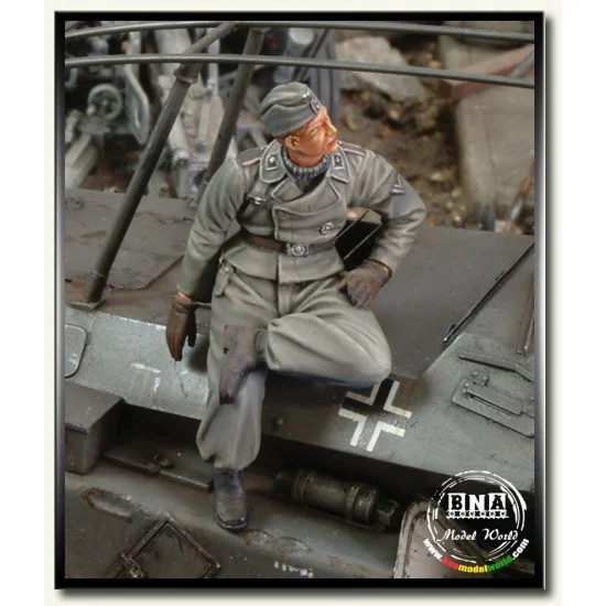 Royal Models RM144 1/35 Obergefreiter (Russia 43) - Model Figures