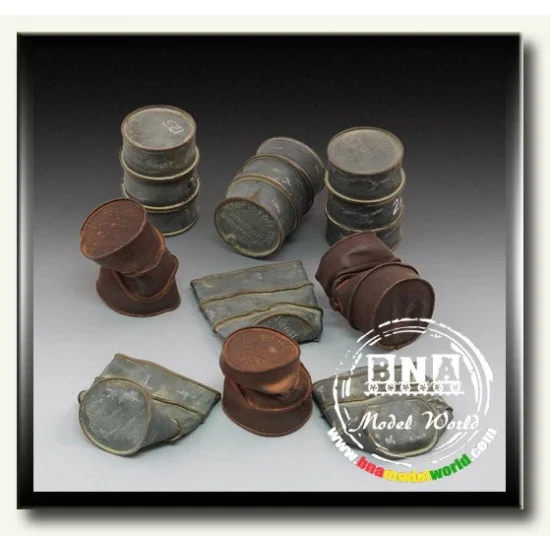 Royal Models RM618 1/35 WWII German Damaged Oil Drums - Scenics & Diorama