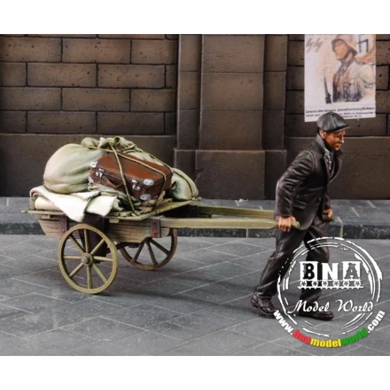 Royal Models RM628 1/35 Evacuee Pulling Cart - Model Figures