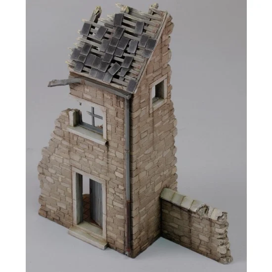 Royal Models RM694 1/48 Resin House Ruin (Ardennes) kit - Scenics & Diorama