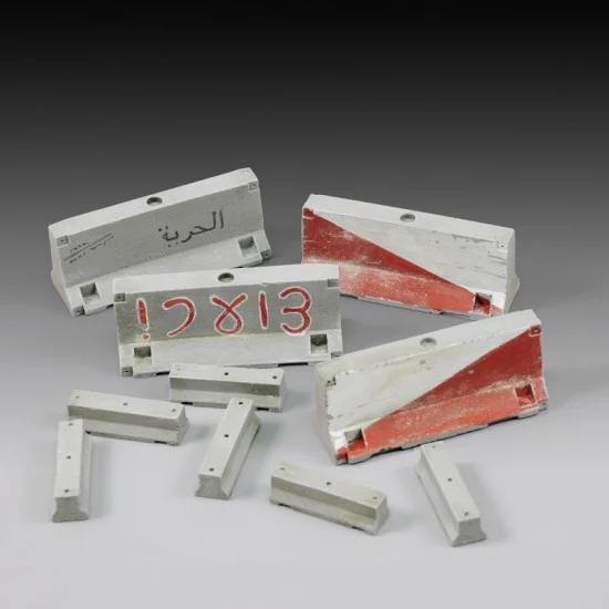 Royal Models RM721 1/35 Concrete Traffic Barriers (Plaster) - Scenics & Diorama