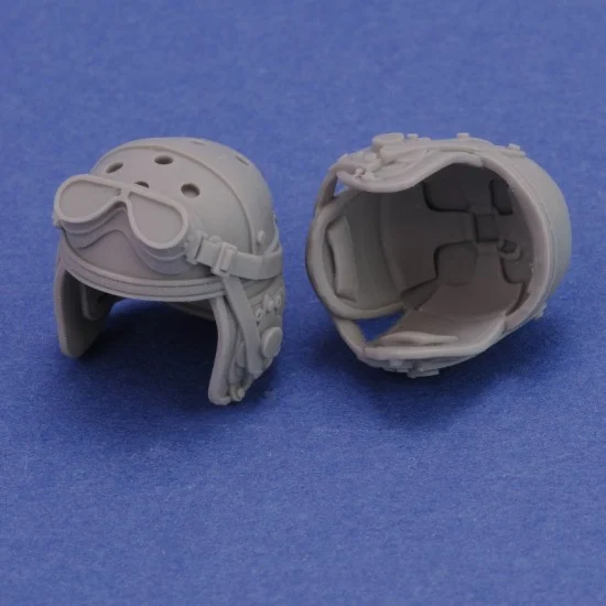 Royal Models RM987 1/16 WWII US Tanker Helmets - Model Figures