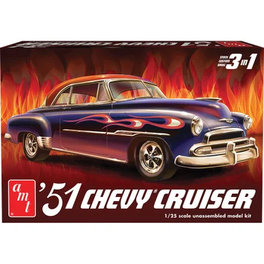 1951 Chevy Custom Cruiser - AMT