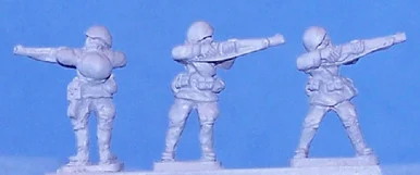 PIG080634 - RUSSIAN RIFLES STANDING FIRING