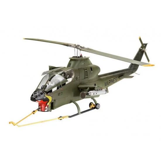 Revell 3821 1/32 Bell AH1G Cobra Attack Helicopter - Model Planes