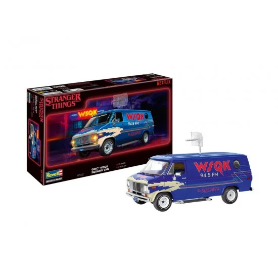 Revell 7732 1/25 Squawk Van [Stranger Things] - Model Cars