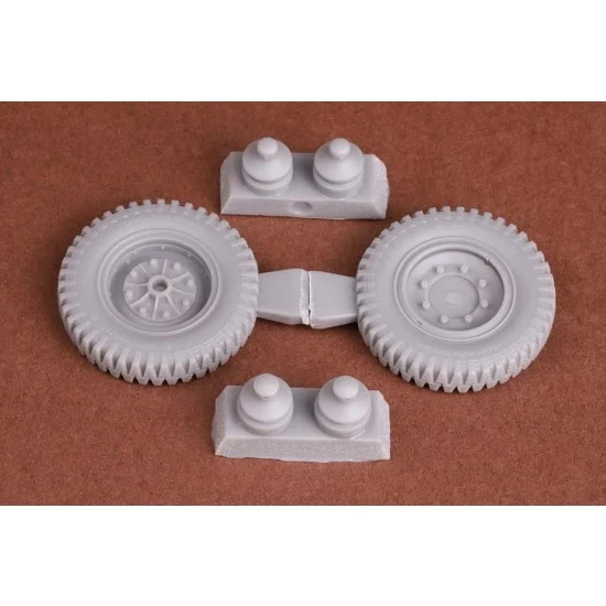 SBS Model 35046 1/35 Sd.Kfz 11. / 251. Front Wheel set (regular pattern - sagged)