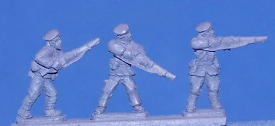 PIG130008 - INTERNATIONAL BRIGADE, BERET, ETC...