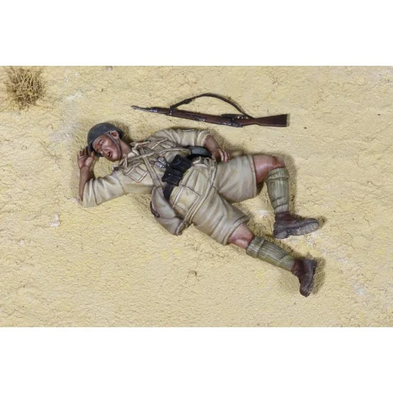 SOGA Miniatures 35174 1/35 Killed Italian Guastatori in North Africa - Model Figures