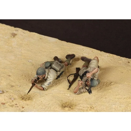 SOGA Miniatures 3626 1/35 Italian Guastatori in North Africa (2 figures) - Model Figures