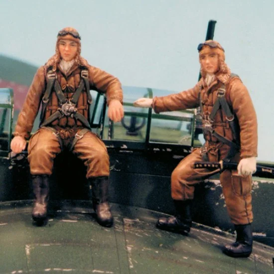 SOL Resin Factory MM139 1/48 WWII Japenese Navy Air Force Pilot (2 figures) - Model Figures