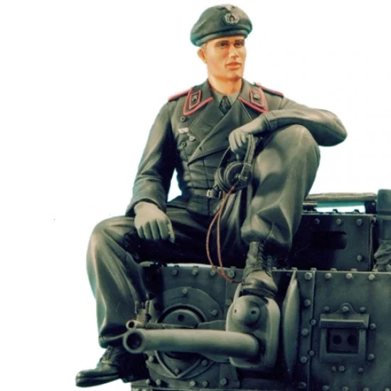 SOL Resin Factory MM154 1/16 WWII German Panzer Commander - Model Figures