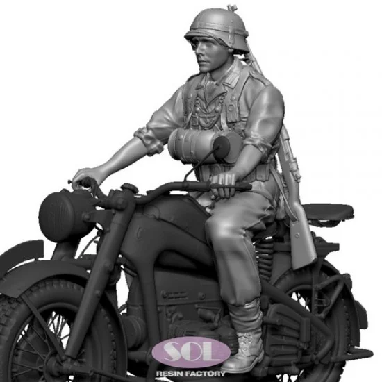 SOL Resin Factory MM837 1/16 Rider for WWII German KS750 - Model Figures