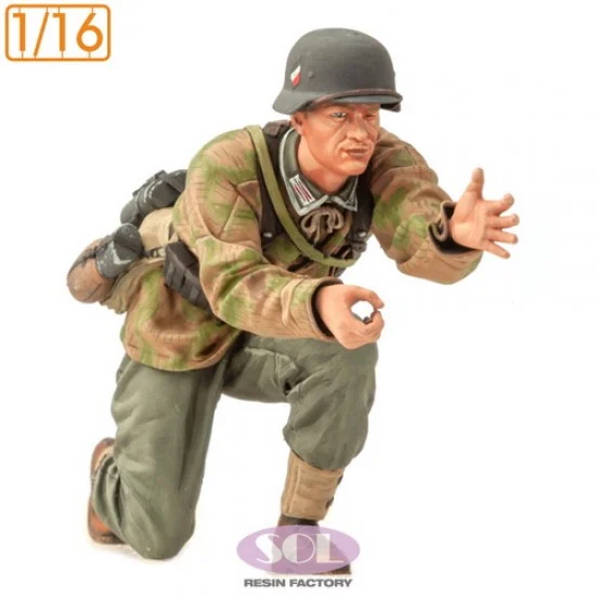 SOL Resin Factory MM886 1/16 WWII German Field Artillery Gunner - Model Figures