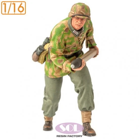 SOL Resin Factory MM887 1/16 WWII German Field Artillery Loader #1 - Model Figures