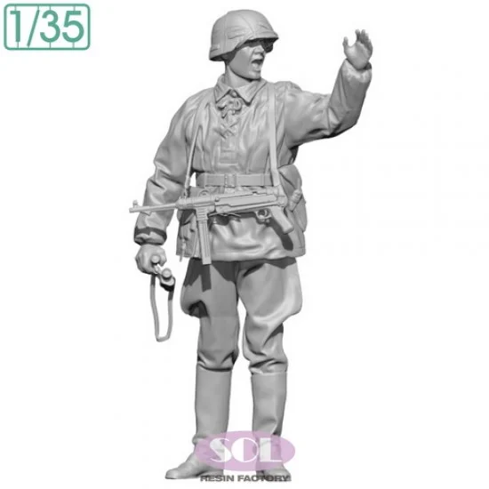 SOL Resin Factory MM898 1/35 WWII German Field Artillery Commander - Model Figures