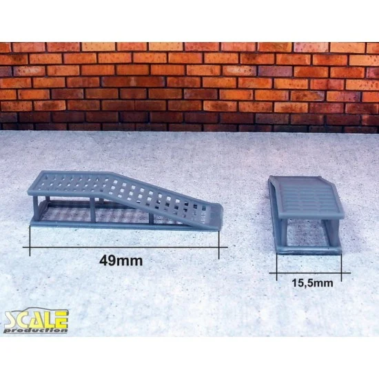 Scale Production SP24317 1/24 Car Service Ramps (2pcs) - Model Cars
