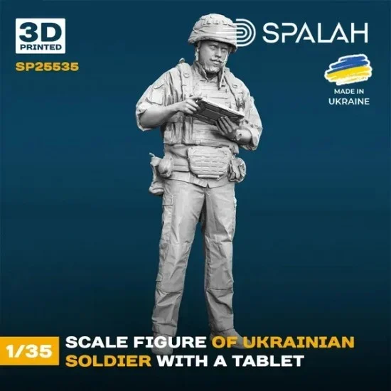 SPALAH 25535 1/35 Ukrainian Soldier with a Tablet - Model Figures