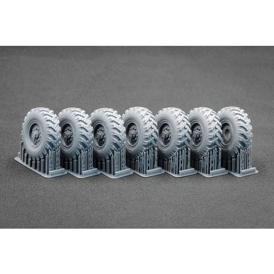 ScaleX WM35009 1/35 Modern Kamaz 4310 Ordinary Wheel set for Trumpeter kits - Military Vehicles & Tanks