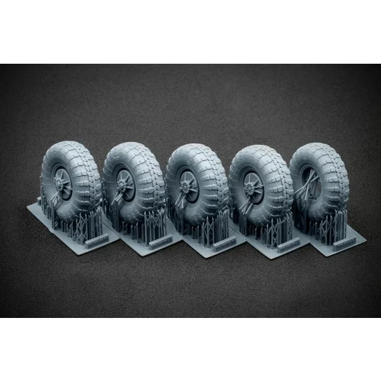 ScaleX WM35013S 1/35 Modern BRDM 2 Sagged Wheel set for Trumpeter kits - Military Vehicles & Tanks