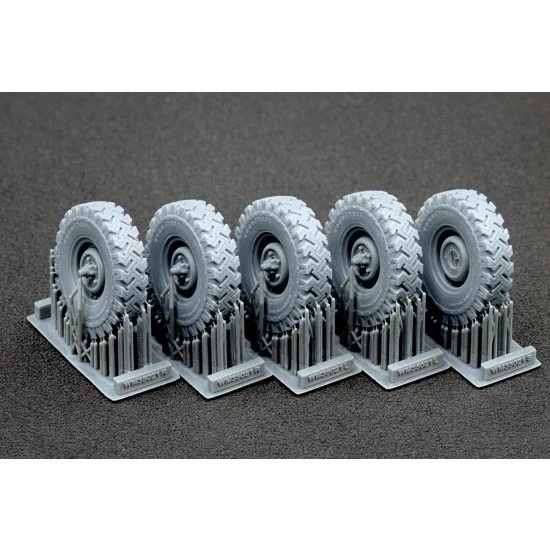 ScaleX WM35021 1/35 Modern Land Rover 88 7.5 Super Ordinary Wheel set for AK-interactive kits