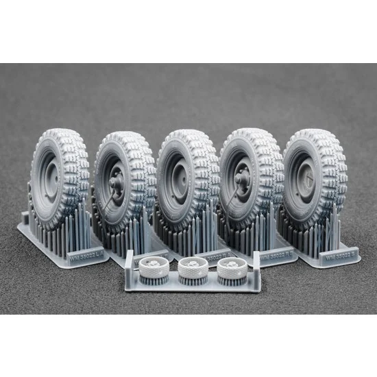 ScaleX WM35022 1/35 Modern Unimog 404 10.5-20 MPT Ordinary Wheel set for ICM/AK/Revell kits