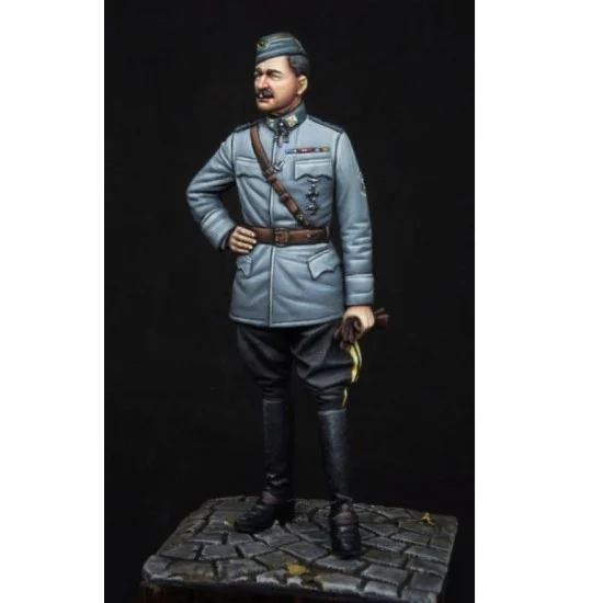 The Bodi 35150 1/35 WWII Finnish Marshall - Model Figures