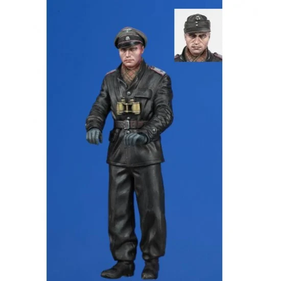 The Bodi 35197 1/35 WWII Waffen SS Panzer Commander (with optional heagear) - Model Figures