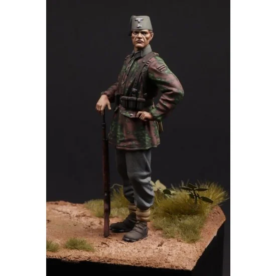The Bodi 35202 1/35 WWII Waffen SS Soldier - Division 'Handschar' #2