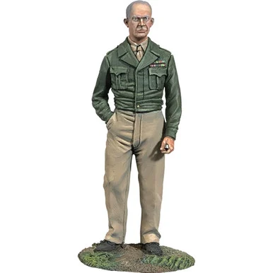 General Dwight D. Eisenhower 1/30 Figure William Britain (10081)