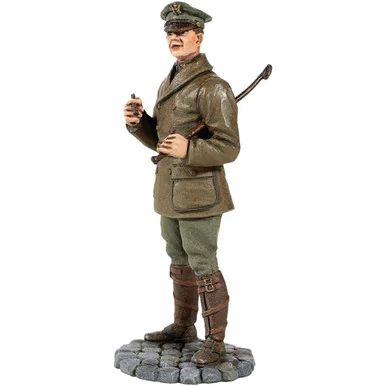 Colonel Douglas MacArthur - WWI 1/30 Figure William Britain 10045