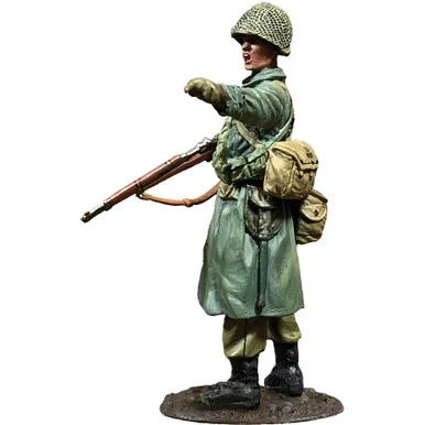U.S. Infantryman in Raincoat Pointing 1/30 Figure - William Britain