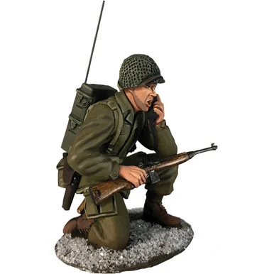 U.S. 101st Airborne Kneeling With SCR300 Radio 1/30 Figure William Britain (25068)
