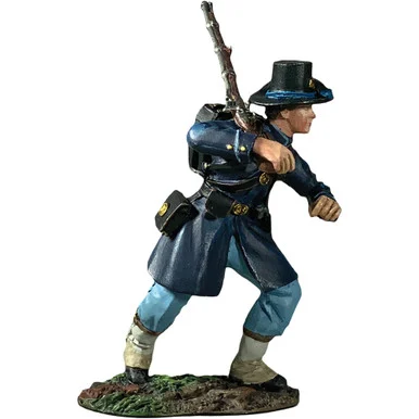 Union Iron Brigade Advancing at Right Shoulder Wearing Gaite William Britain (31414)