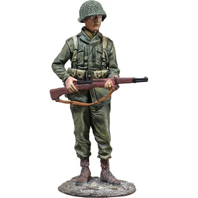 U.S. Infantryman with M1 Garand, 1944-45 1/30 Figure WILLIAM BRITAIN (25242)